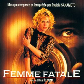 FEMME FATALE