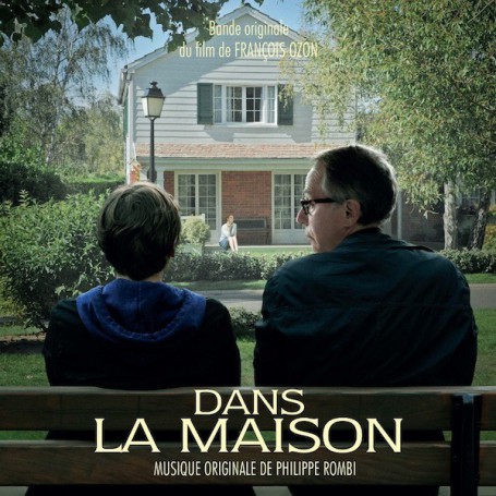 DANS LA MAISON